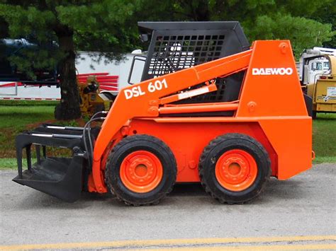 1996 daewoo dsl 601 skid steer fuel|doosan dsl 601 specs.